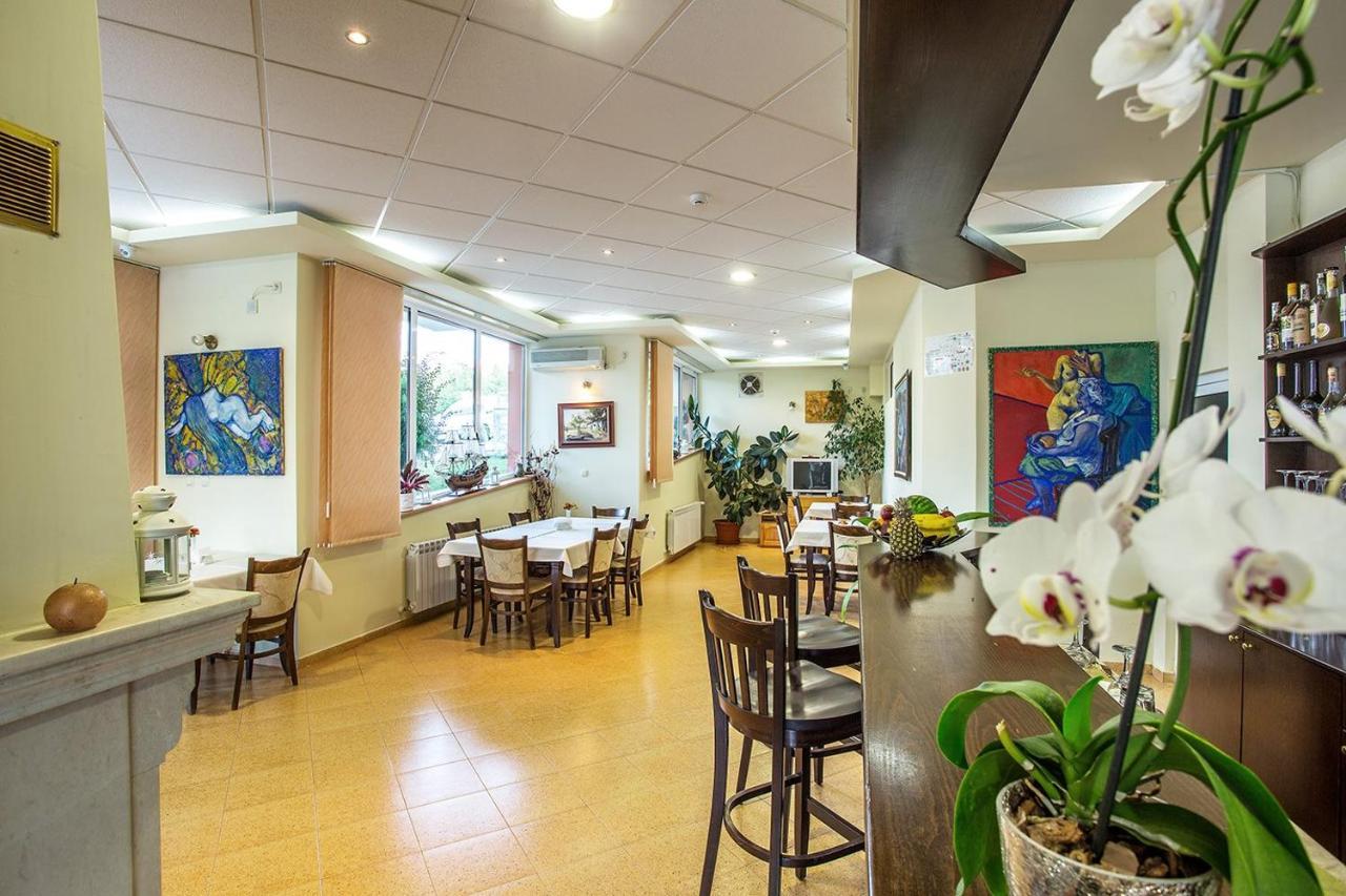 Family Hotel Saint Konstantin Glavatartsi Zewnętrze zdjęcie